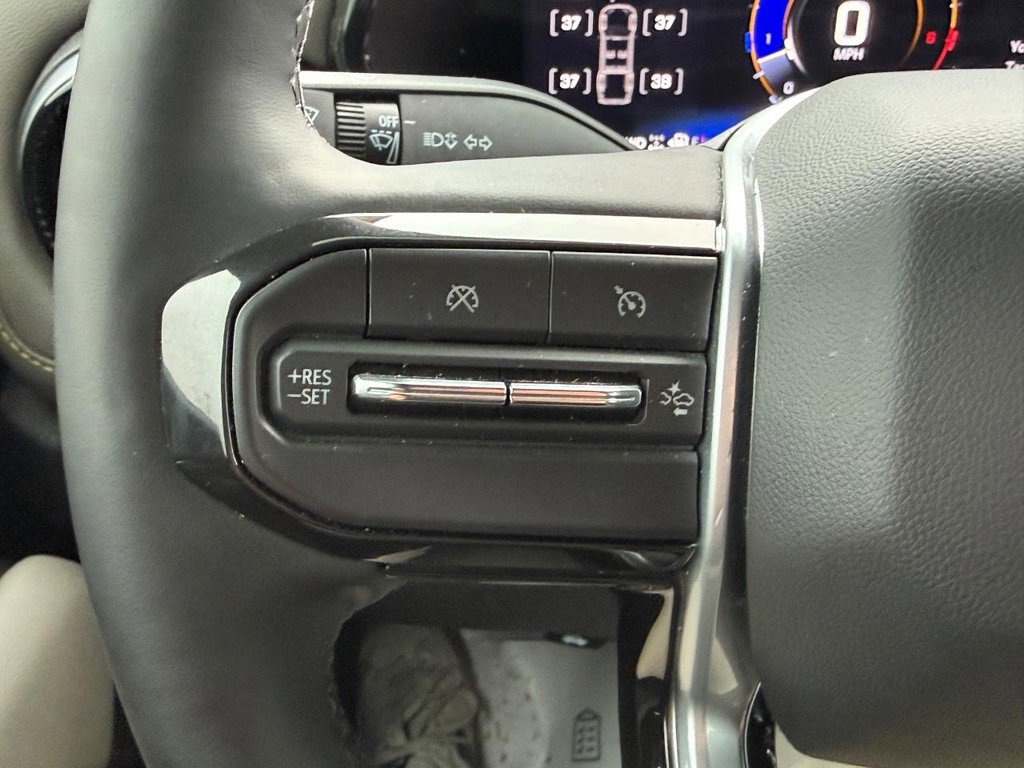 Used 2025 Chevrolet Colorado ZR2 w/ Technology Package image 20