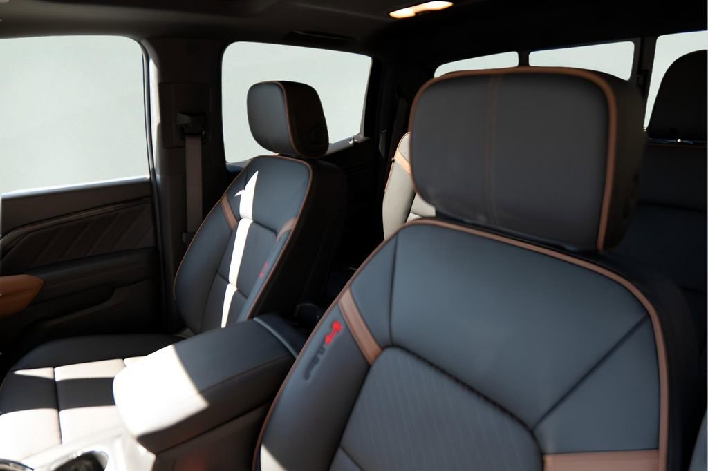 New 2026 GMC Canyon AT4 w/ Technology Plus Package image 10