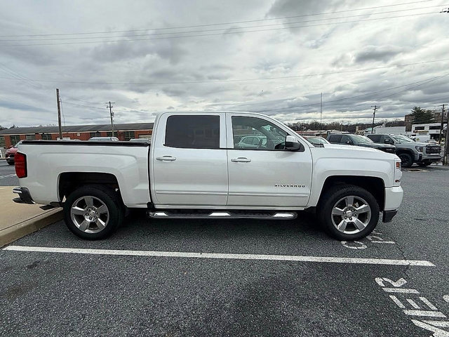 Used 2018 Chevrolet Silverado 1500 LT w/ All Star Edition image 2