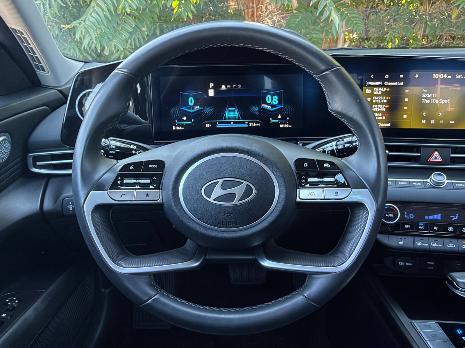 Used 2025 Hyundai Elantra Limited FWD image 28