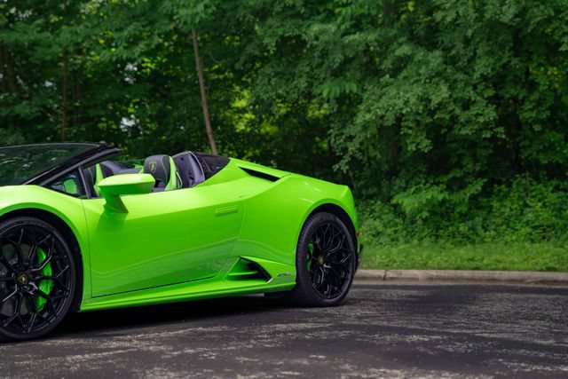 Used 2023 Lamborghini Huracan EVO AWD/4WD image 30