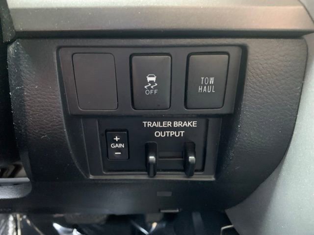 Used 2019 Toyota Tundra SR5 AWD/4WD image 17