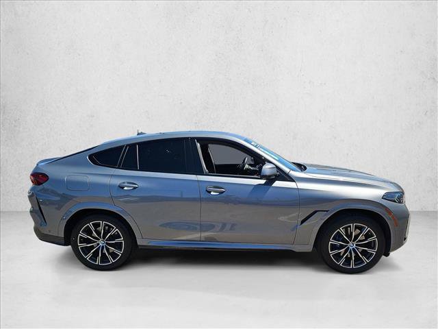 Used 2026 BMW X6 xDrive40i AWD/4WD image 4