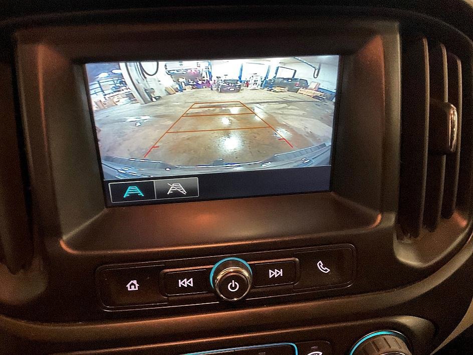 Used 2018 Chevrolet Colorado W/T image 18