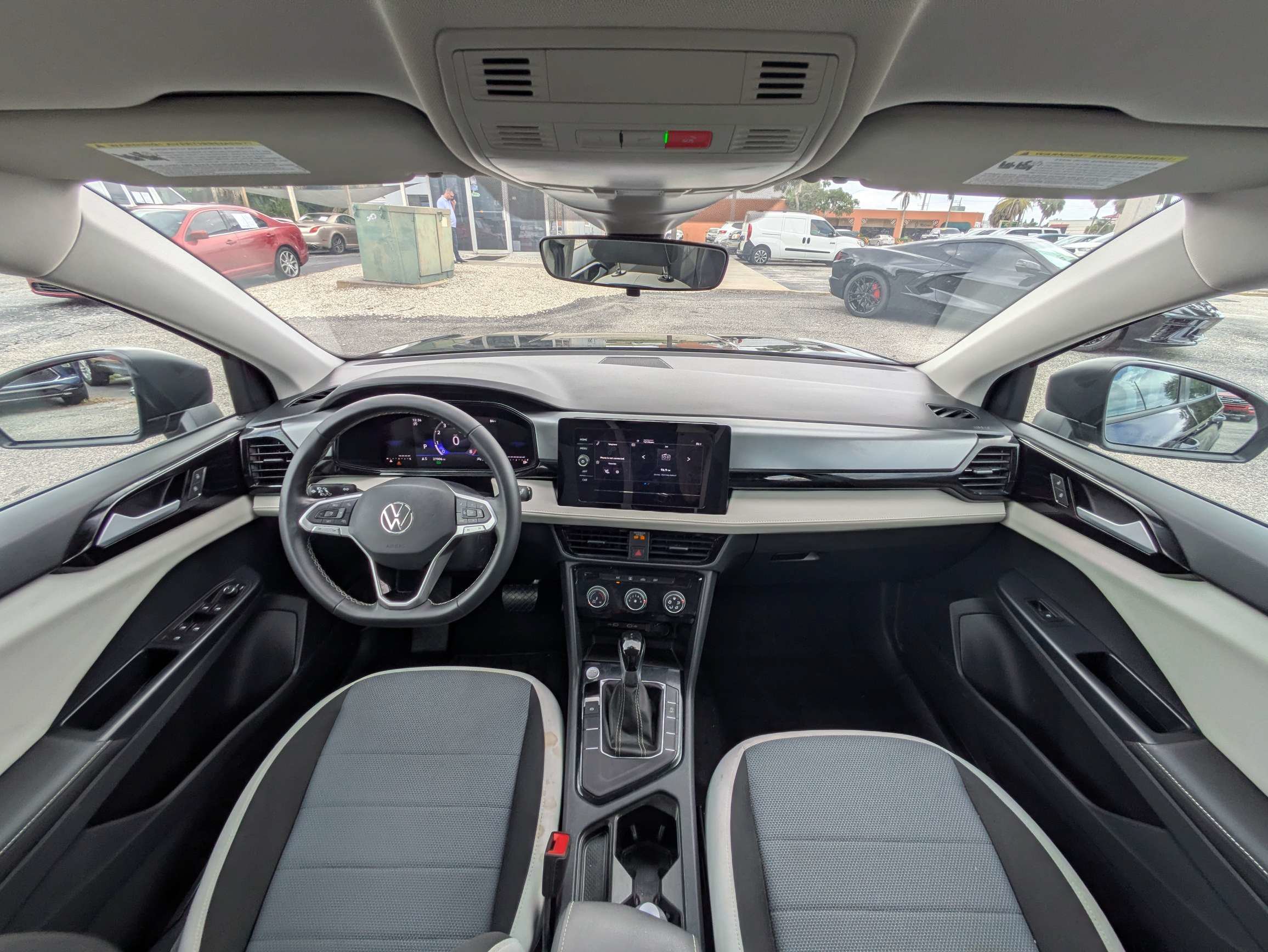 Used 2025 Volkswagen Taos S FWD image 30