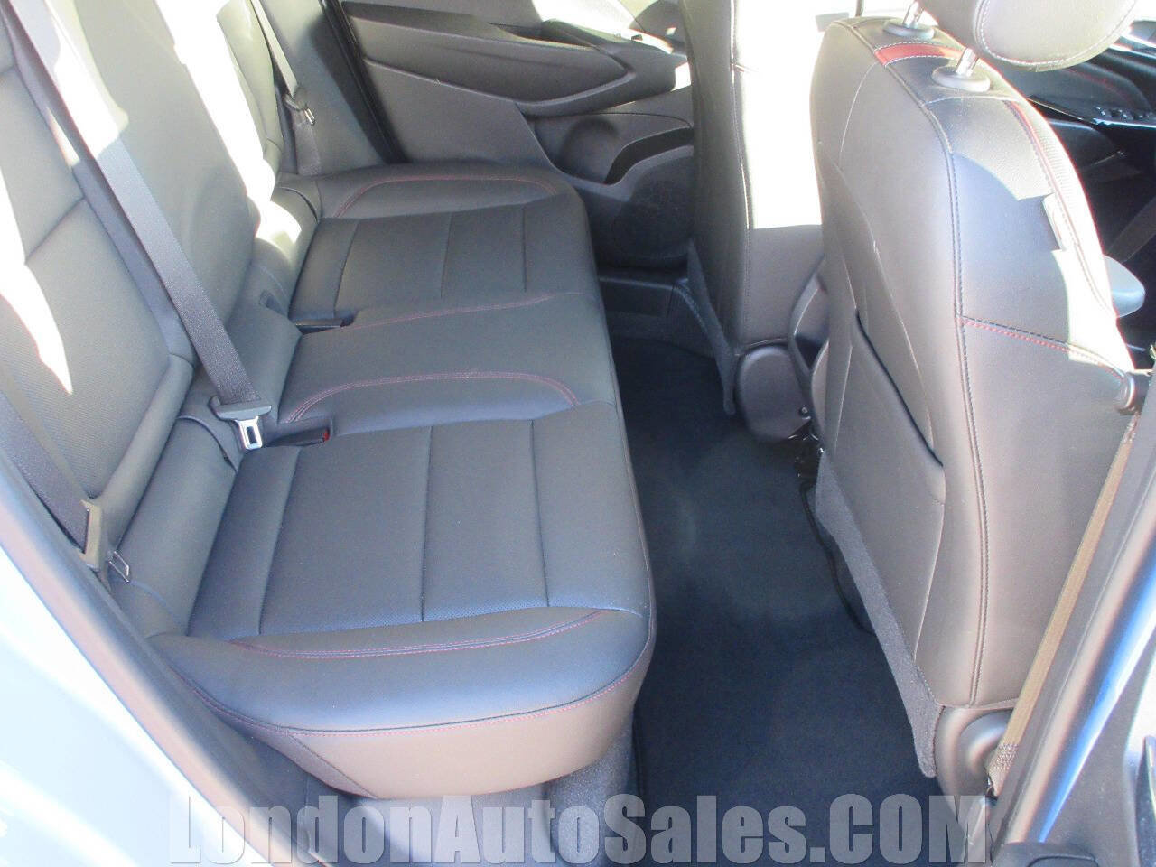 Used 2024 Chevrolet Trax RS w/ Driver Confidence Package image 14