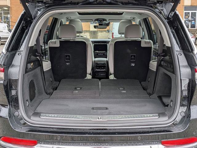 Certified 2023 Jeep Grand Cherokee L Overland AWD/4WD image 6