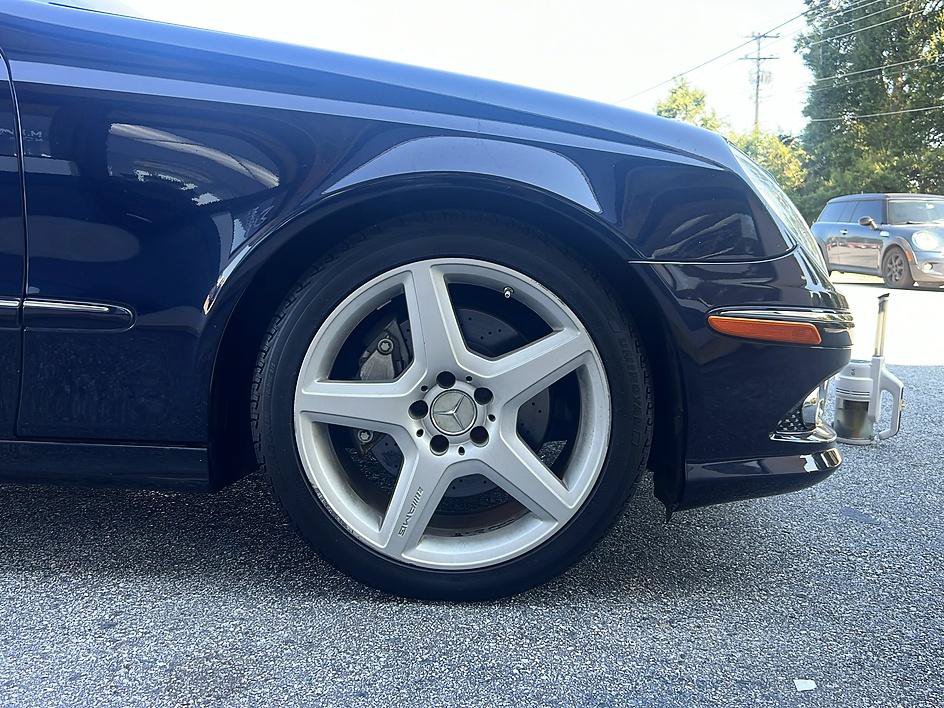 Used 2009 Mercedes-Benz E 350 Sedan image 24