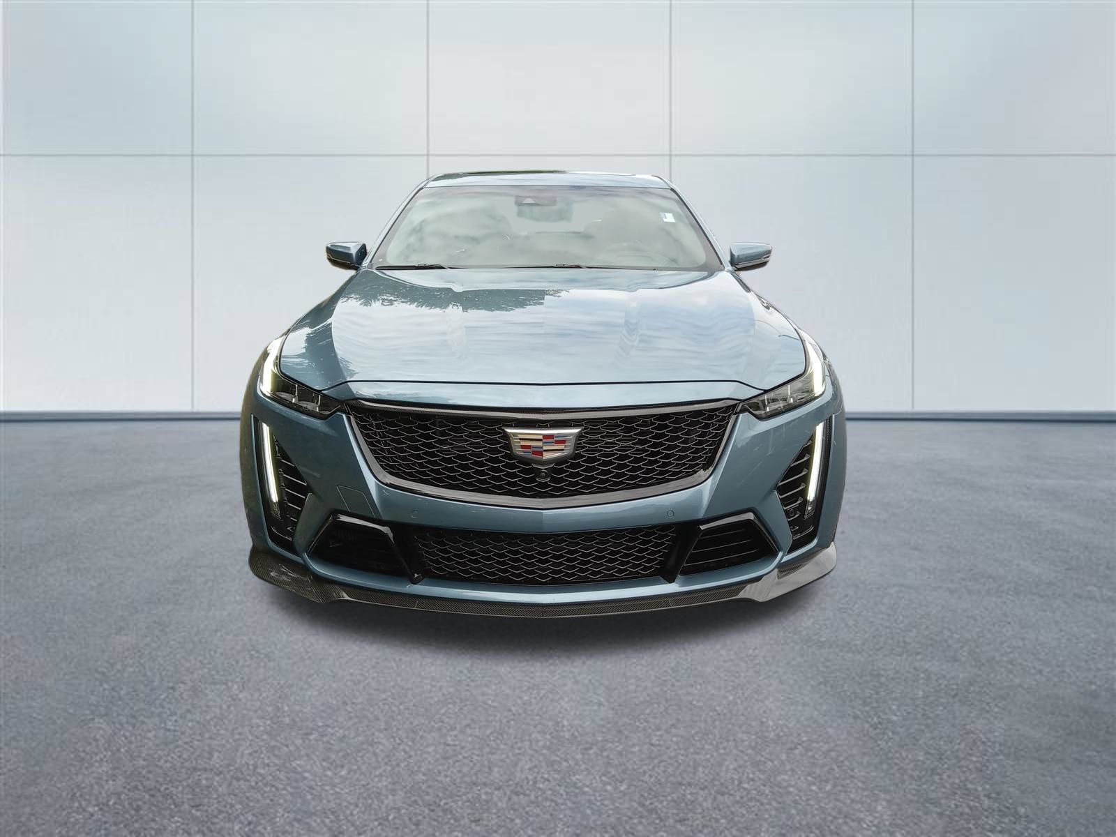 Used 2024 Cadillac CT5 V Blackwing w/ Carbon Fiber Package 2 RWD image 5