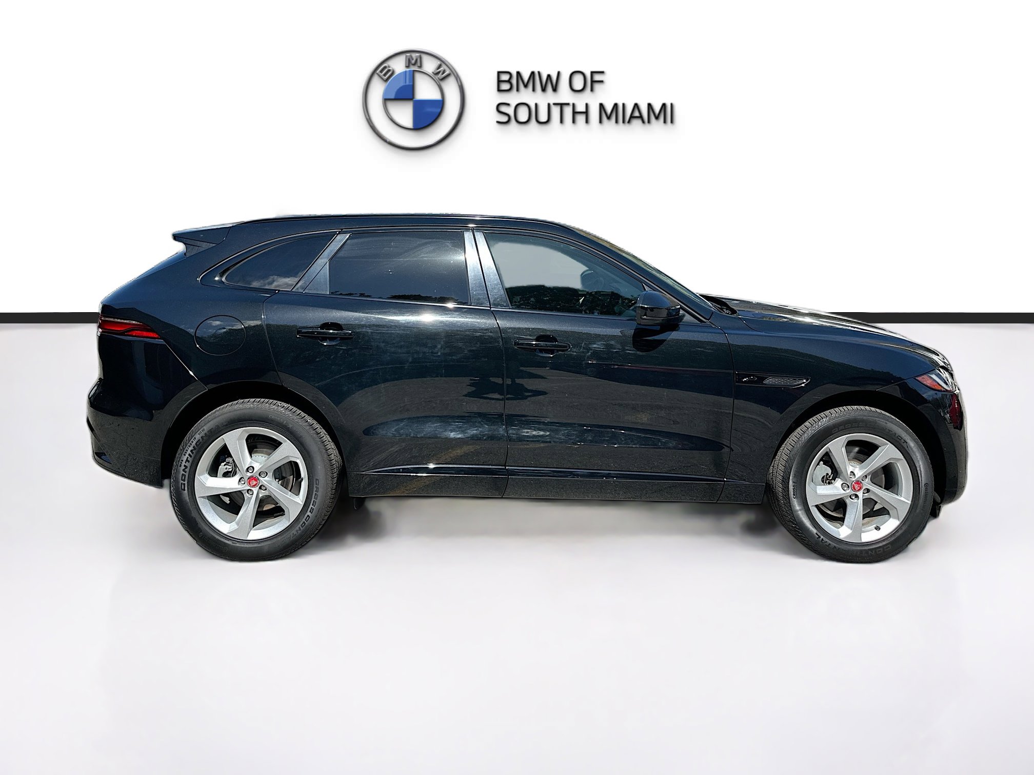 Used 2023 Jaguar F-PACE S image 8