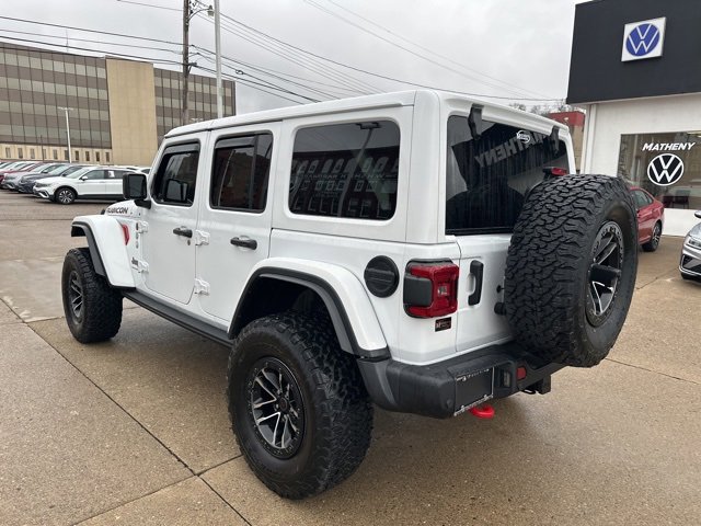Used 2024 Jeep Wrangler Unlimited Rubicon image 3