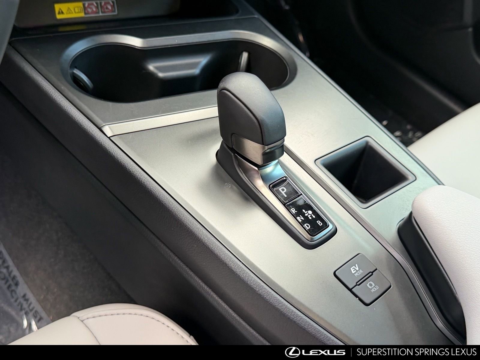 Certified 2025 Lexus UX 300h FWD image 11