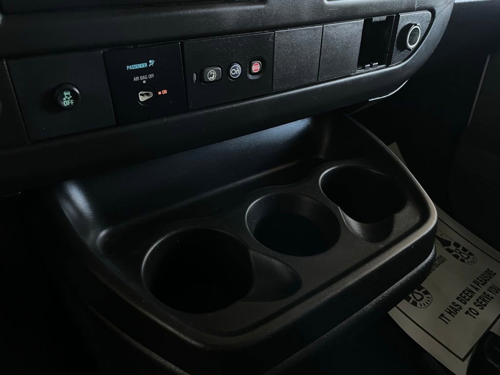 Used 2013 Chevrolet Express 2500 LS image 28