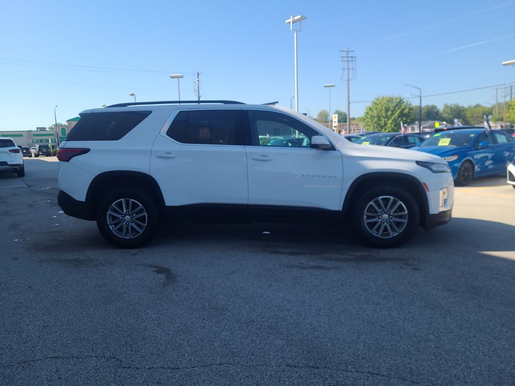 Used 2023 Chevrolet Traverse LT AWD/4WD image 7