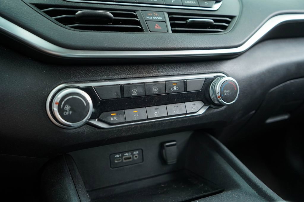 Used 2022 Nissan Altima 2.5 SV FWD image 27