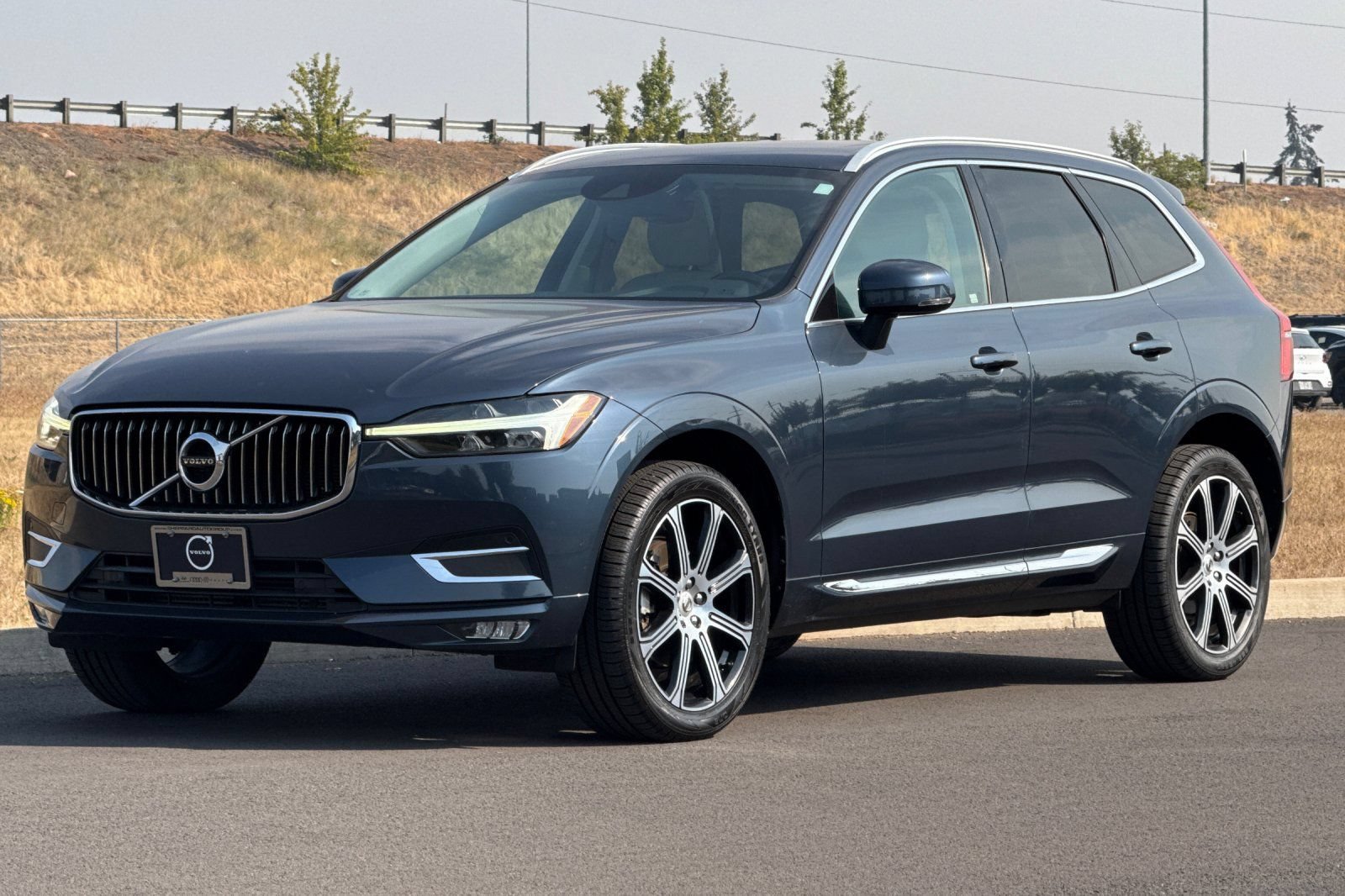 Used 2021 Volvo XC60 T5 Inscription w/ Protection Package Premier AWD/4WD image 7