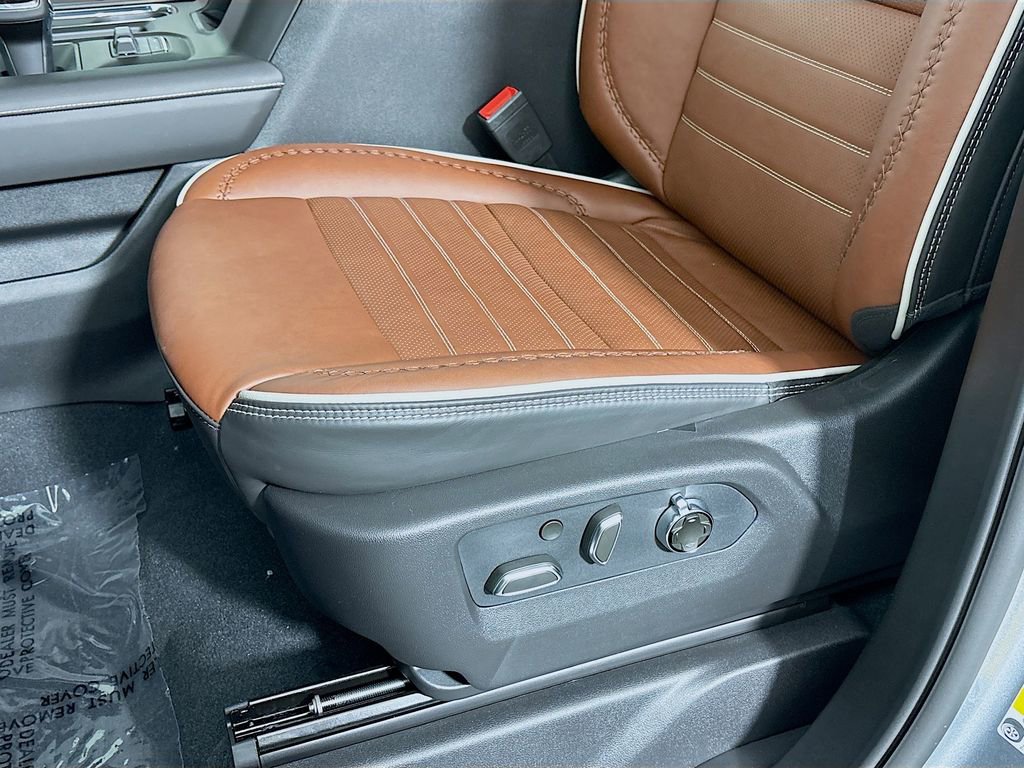 New 2026 GMC Sierra 1500 Denali Ultimate AWD/4WD image 19