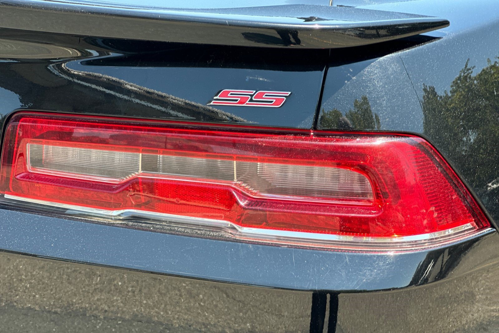 Used 2015 Chevrolet Camaro SS w/ RS Package RWD image 12