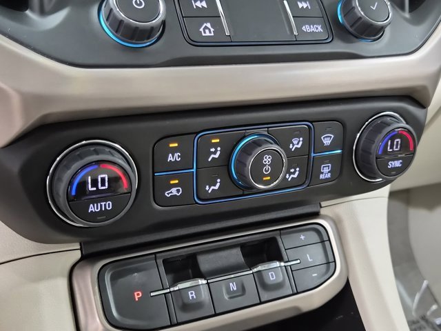 Used 2023 GMC Acadia Denali w/ Denali Technology Package image 33