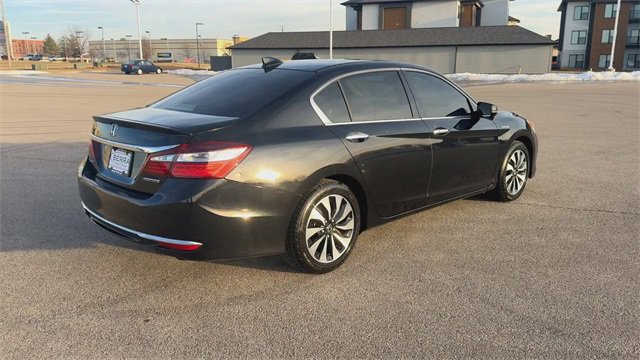 Used 2017 Honda Accord EX-L image 8