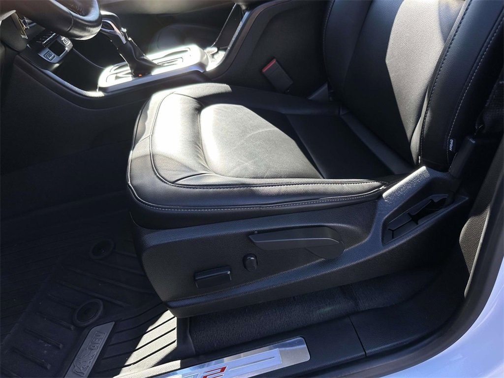 Used 2022 Chevrolet Colorado ZR2 w/ Colorado ZR2 Bison Edition image 16