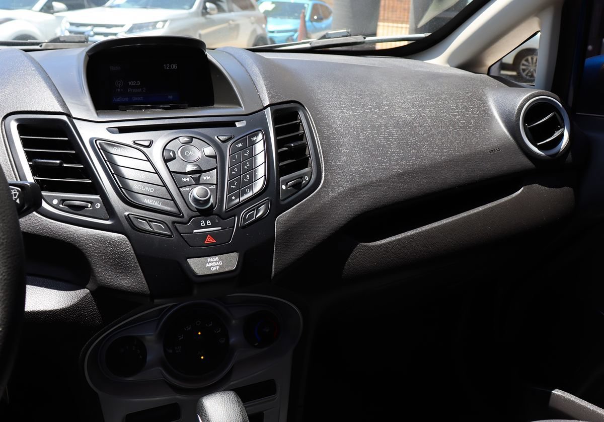 Used 2019 Ford Fiesta SE FWD image 43