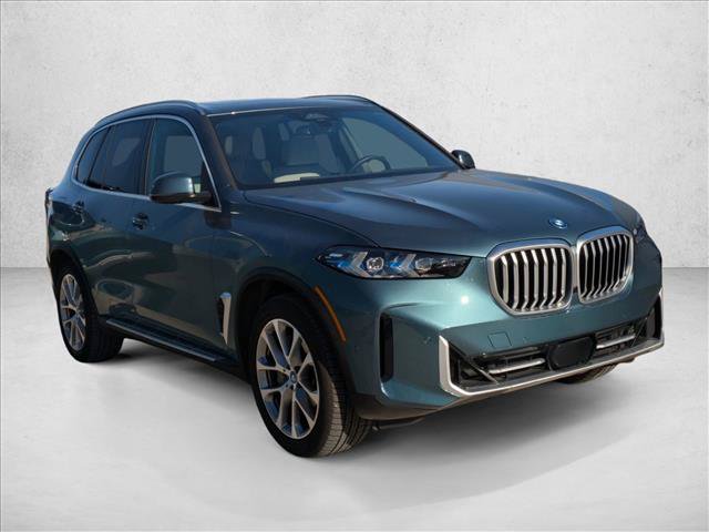 Used 2025 BMW X5 xDrive50e w/ Climate Comfort Package AWD/4WD image 3