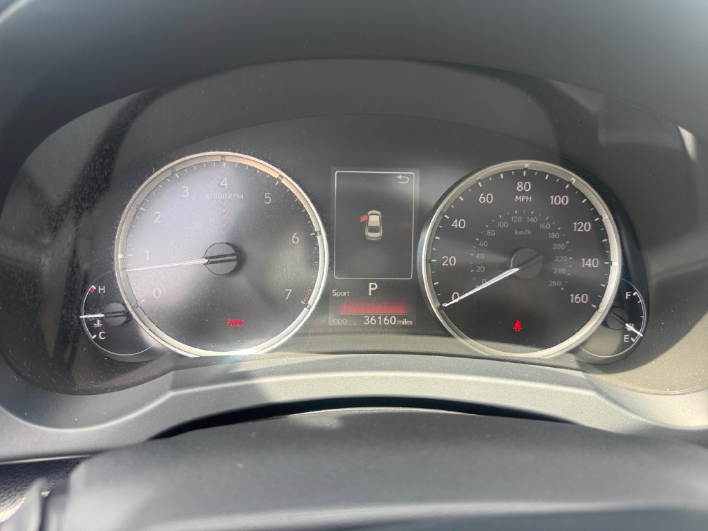 Used 2024 Lexus IS 350 F Sport RWD image 14
