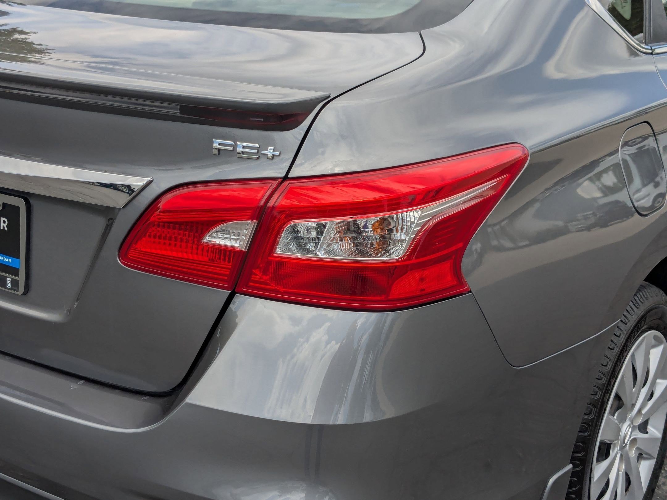 Used 2016 Nissan Sentra FE+ S FWD image 12