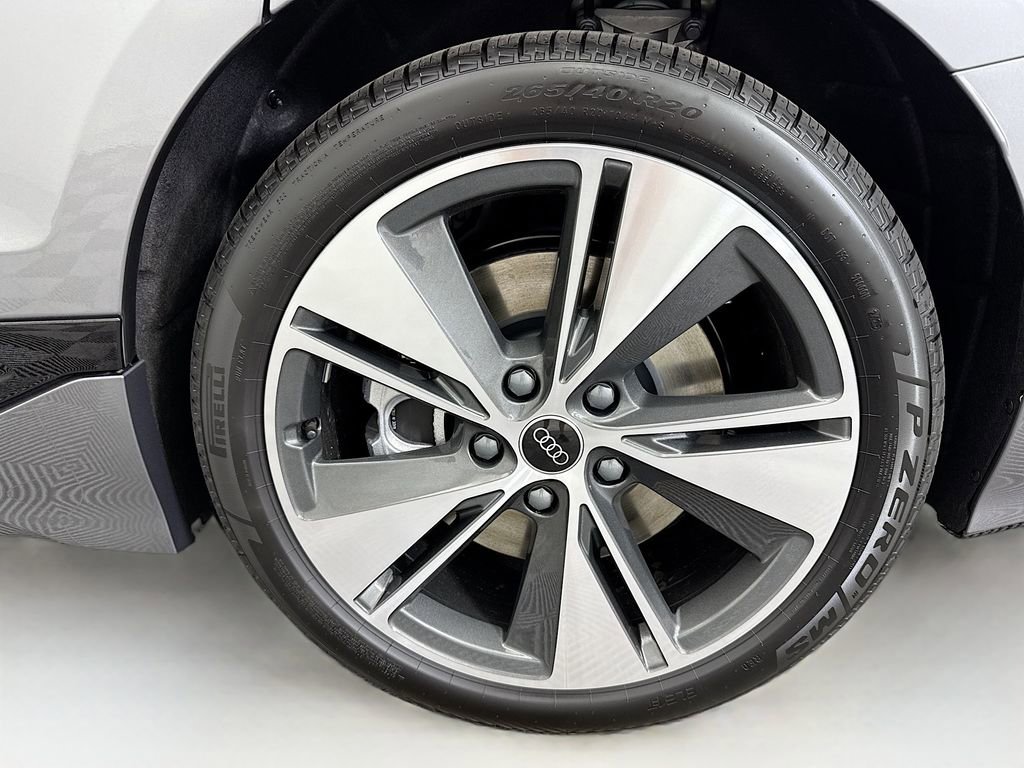 Used 2025 Audi A6 e-tron Premium Plus w/ Premium Plus image 31