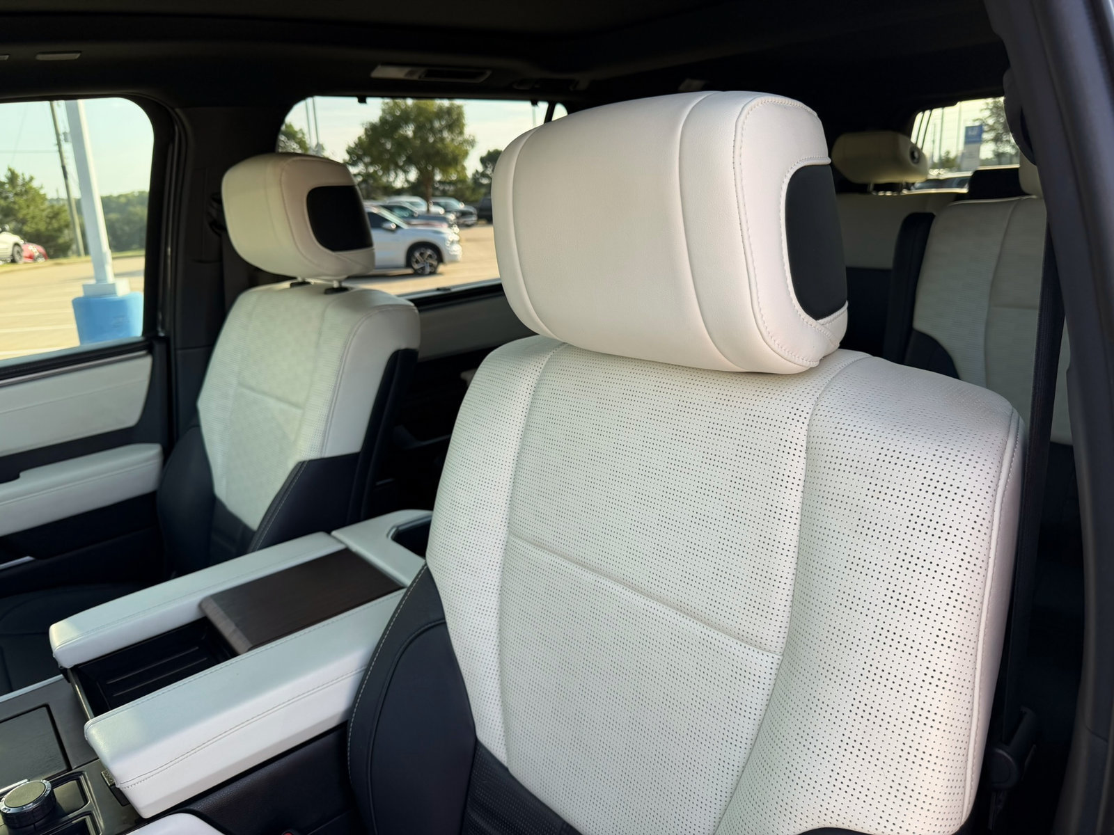 Used 2023 Toyota Sequoia Capstone AWD/4WD image 13