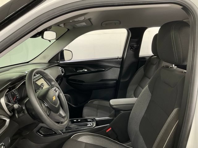 Used 2022 Chevrolet TrailBlazer LS AWD/4WD image 28