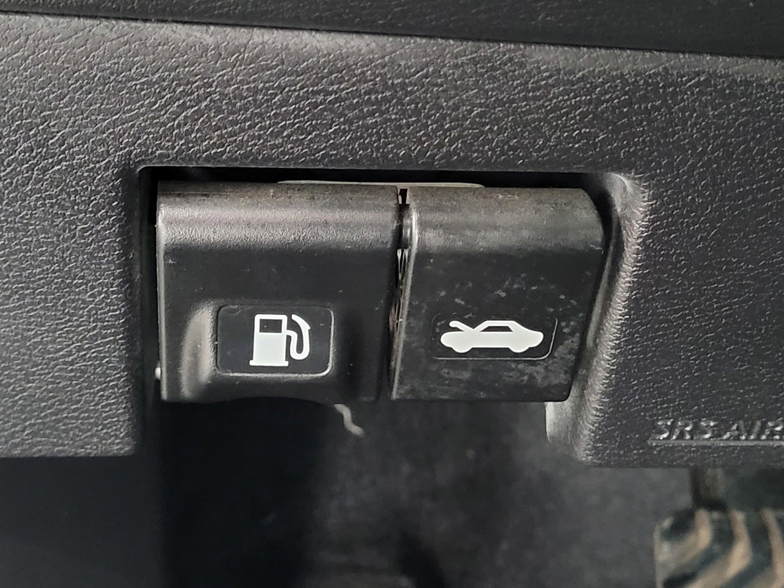 Used 2020 Nissan Versa S image 9