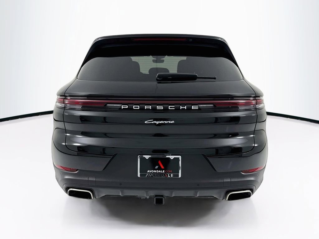 Certified 2024 Porsche Cayenne AWD/4WD image 10