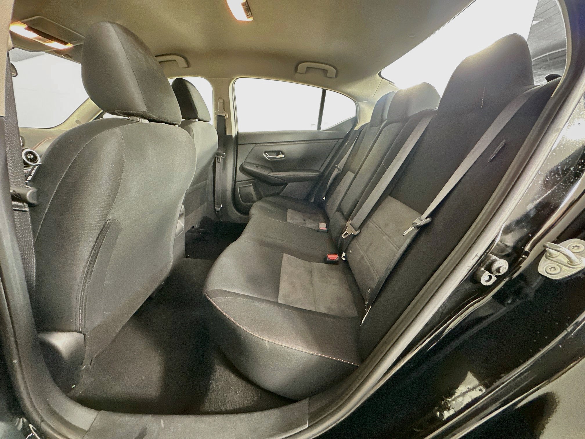 Used 2025 Nissan Sentra SR FWD image 26