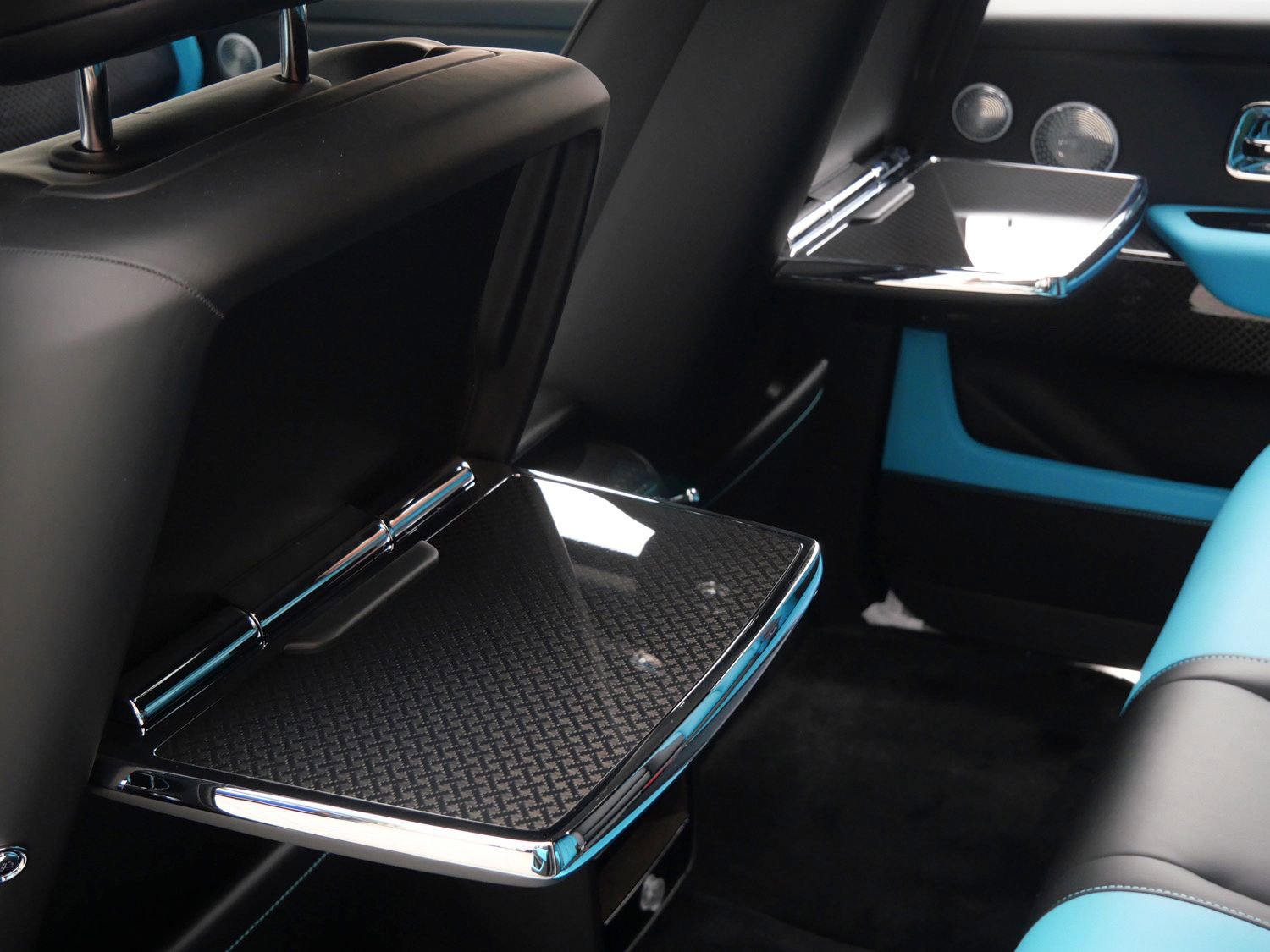 New 2026 Rolls-Royce Cullinan Black Badge image 28