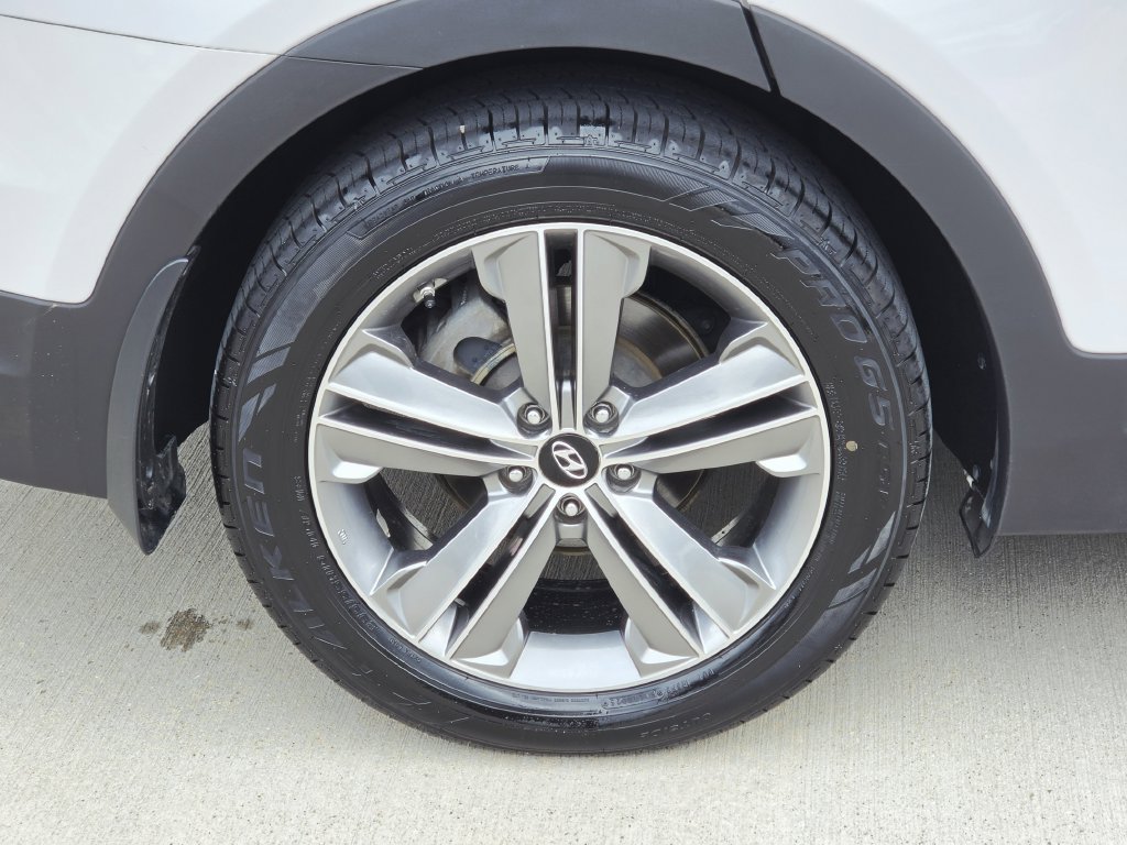 Used 2015 Hyundai Santa Fe Limited AWD/4WD image 10