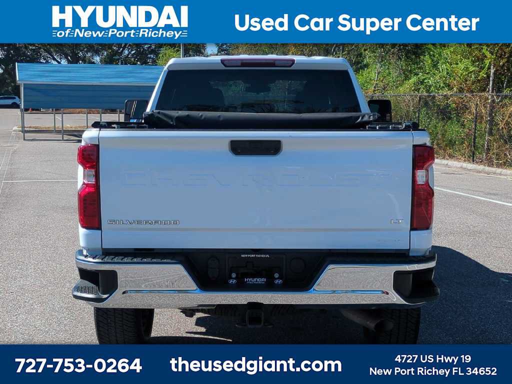 Used 2024 Chevrolet Silverado 2500 LT RWD image 4