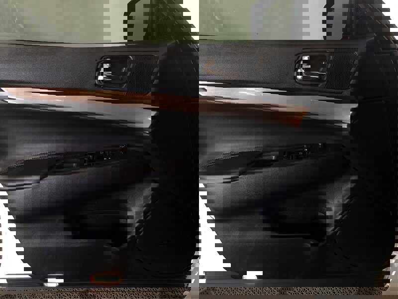 Used 2015 INFINITI Q40 w/ Navigation Package image 17