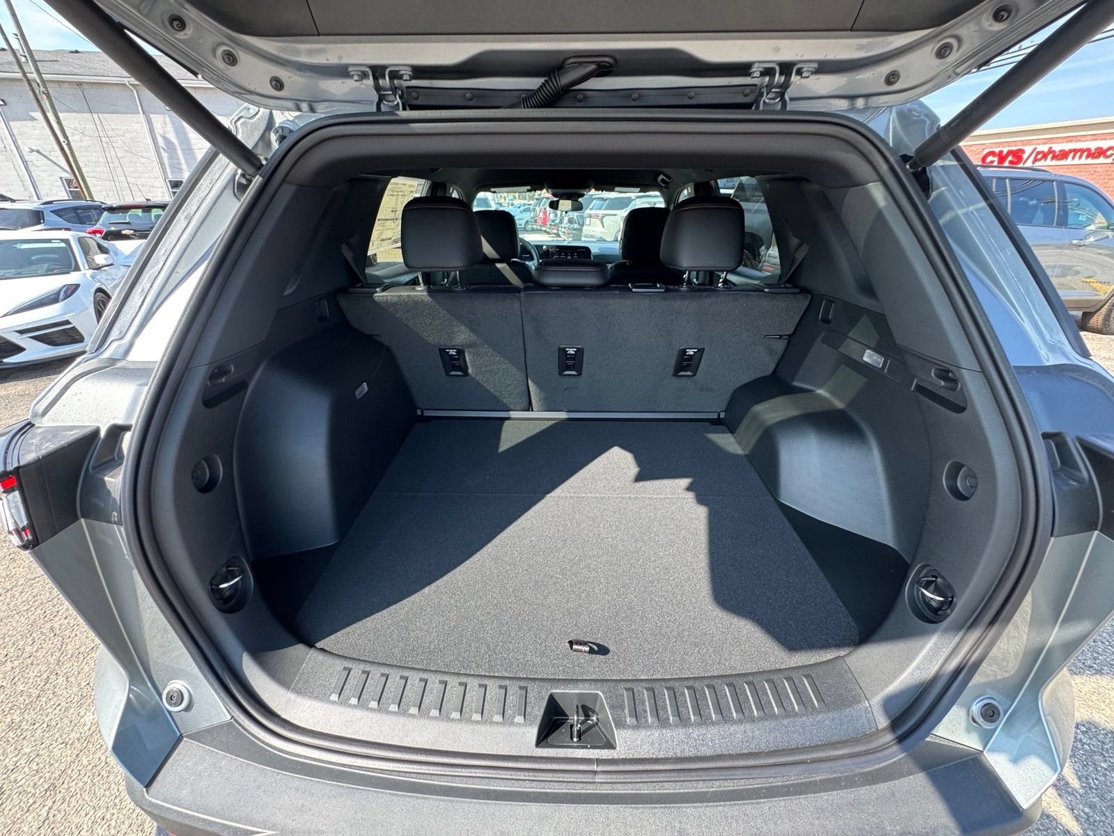 New 2027 Chevrolet Equinox RS AWD/4WD image 28