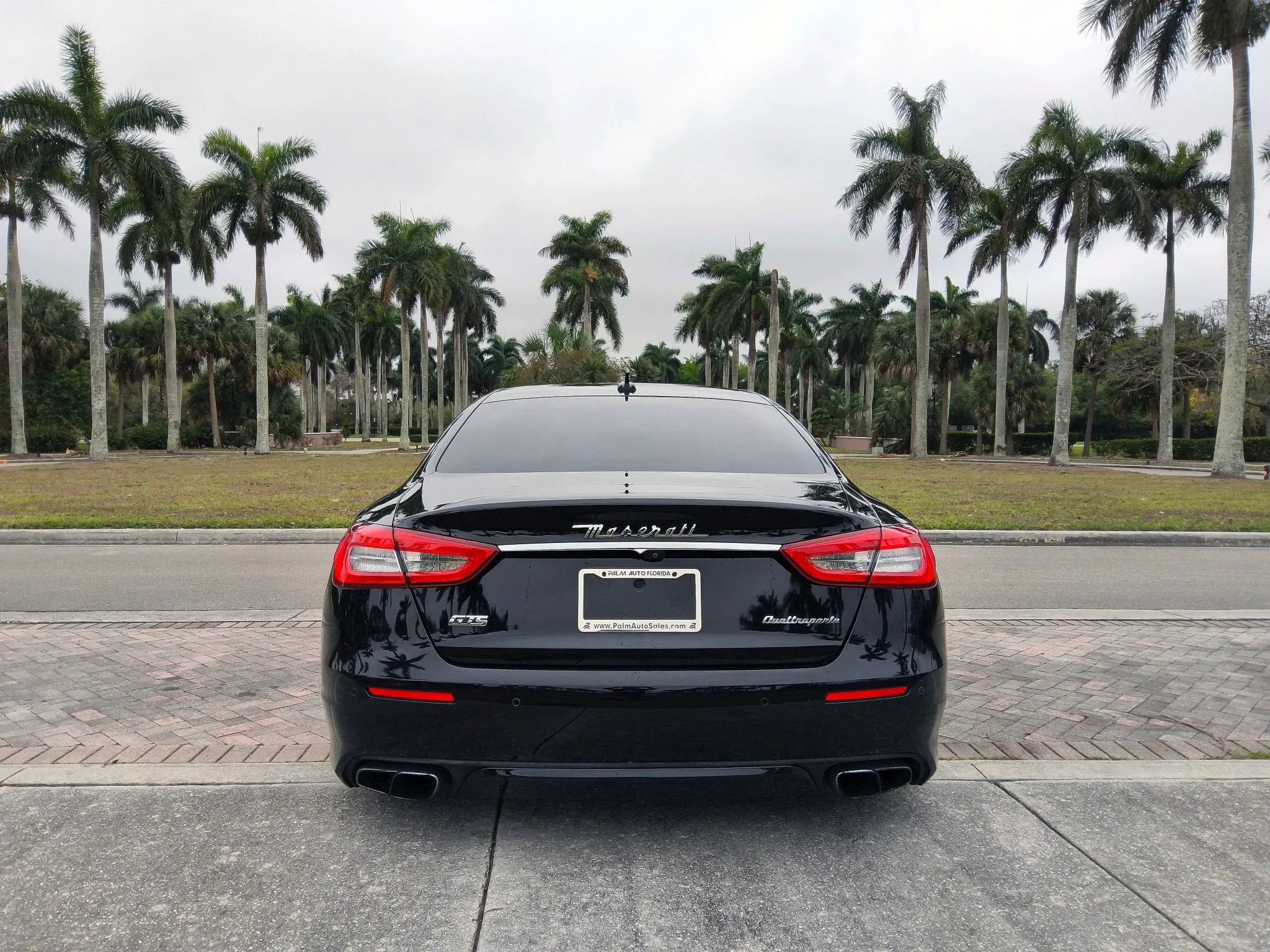 Used 2017 Maserati Quattroporte GTS GranLusso RWD image 15