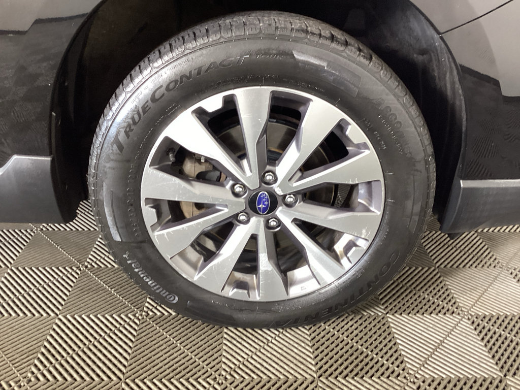 Used 2017 Subaru Outback 3.6R Touring AWD/4WD image 9