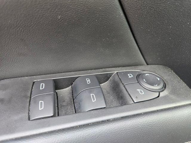 Used 2025 GMC Terrain Elevation AWD/4WD image 36