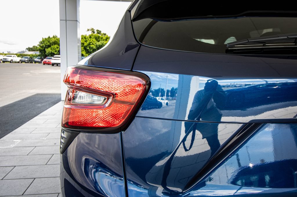 Used 2024 Chevrolet Trax LS FWD image 12