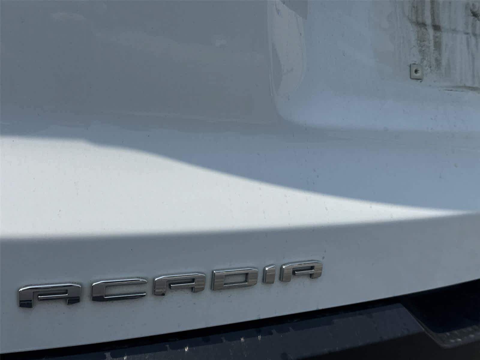 Used 2021 GMC Acadia AT4 w/ LPO, Floor Liner Package AWD/4WD image 8