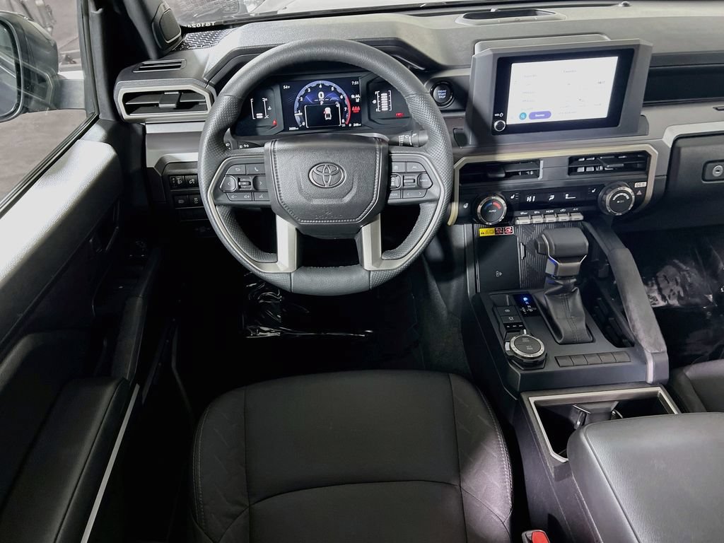 Certified 2025 Toyota Tacoma SR5 AWD/4WD image 19