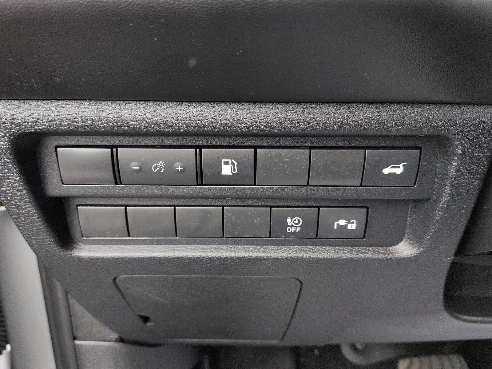 Used 2024 Mitsubishi Outlander SE AWD/4WD image 15