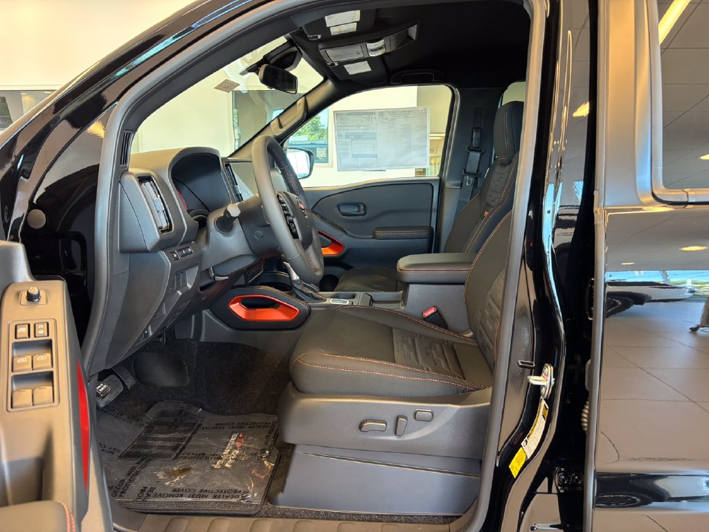 New 2026 Nissan Frontier PRO-4X w/ Tow Package AWD/4WD image 14