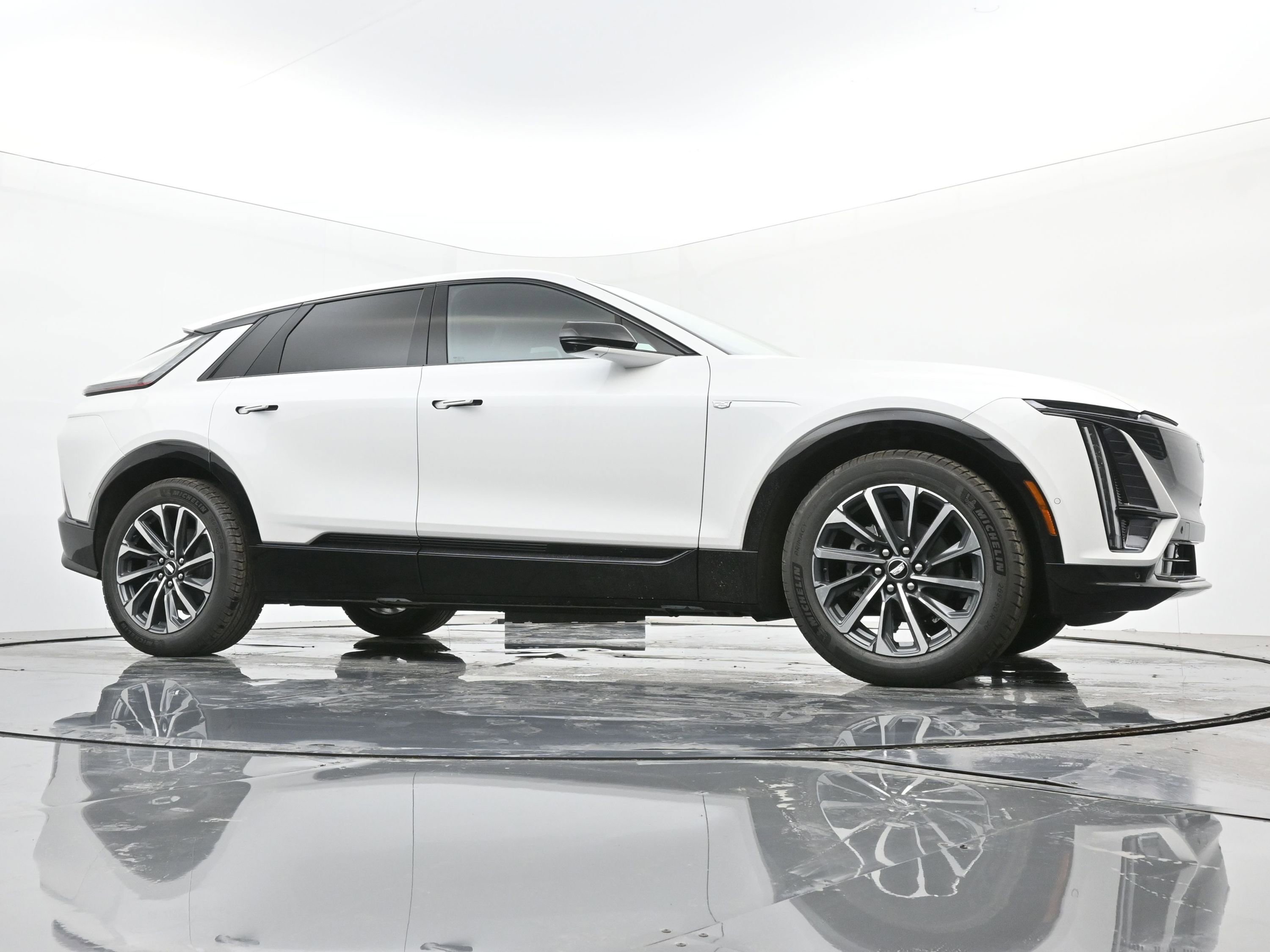 New 2025 Cadillac Lyriq Sport image 21