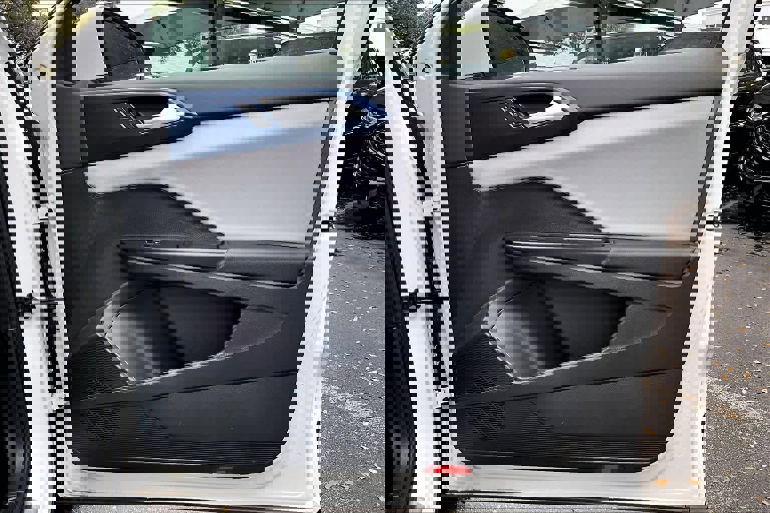 Certified 2022 Volkswagen Taos SE image 23